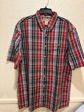 Duluth Trading Co Red and Navy Multicolor Plaid Short-Sleeve Button-Down Shirt